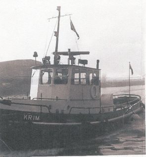 De Krim afgemeerd aan de kade